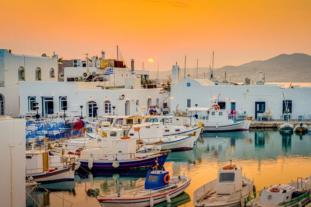 Paros