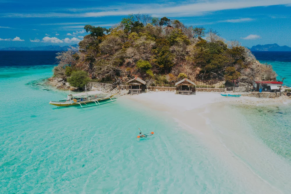 Bulog Dos Island