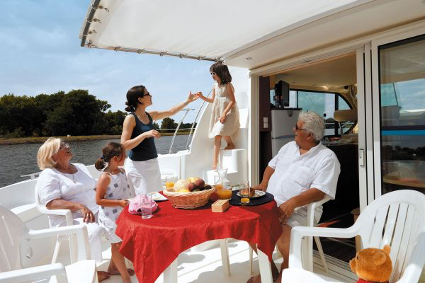 Photo #8 - EstivaleOcto (ISSEL) in Port Lauragais - 42
