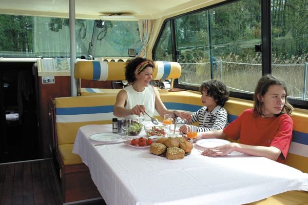 Photo #4 - Sedan1170 (TREBES) in Port Lauragais - 137