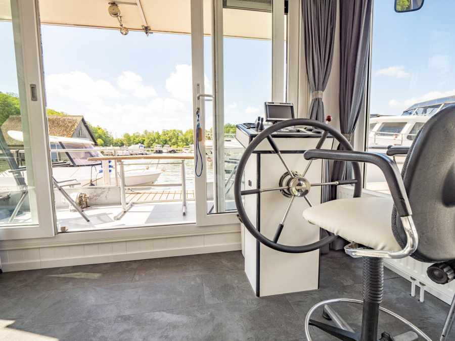 Photo #13 - YachtSuiteTyp 1 - Eldenburg (YachtSUITE Eldenburg) in Waren - 147