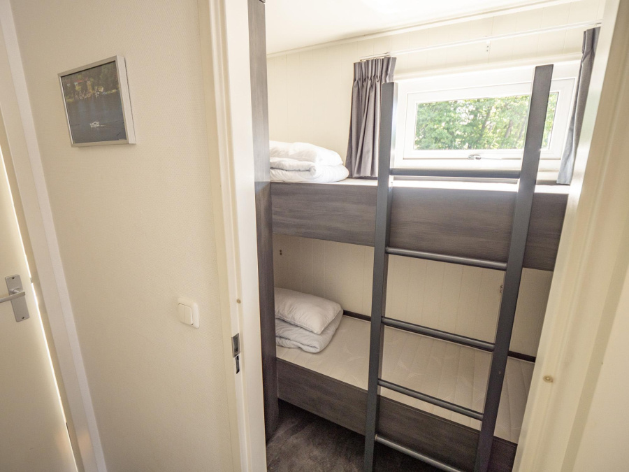 Photo #8 - YachtSuiteTyp 1 - Eldenburg (YachtSUITE Eldenburg) in Waren - 147