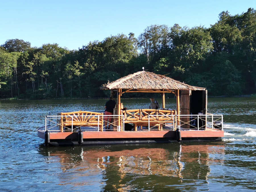 Photo #18 - Marina EldenburgParty & Badefloss (Tiki-Boat Nr. 19) in Waren - 186