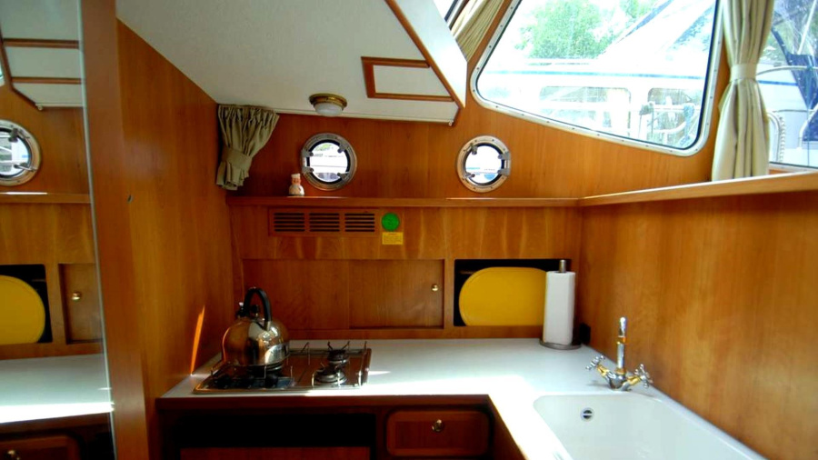 Photo #20 - LinssenDutch Sturdy 320 Evergreen (Ursula) in Zehdenick - 202
