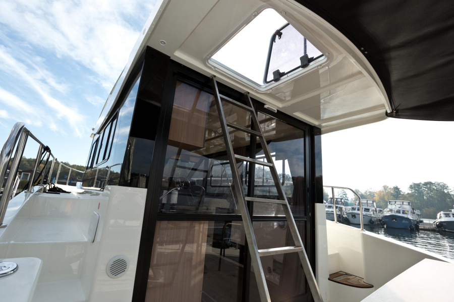 Photo #23 - Cobra YachtsFutura 36 (Müritz-Cruiser 3) en Waren - 403