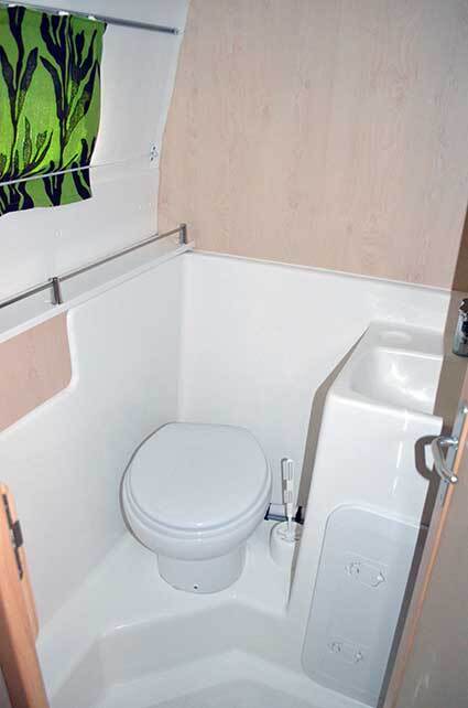 Photo #17 - PremiumTarpon 37 DP (501) in Louhans - 457