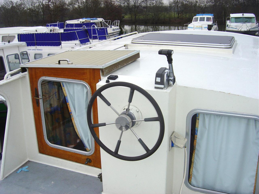 Photo #5 - ClassicLinssen Yacht 36 (503) in Pontailler sur Saône - 458