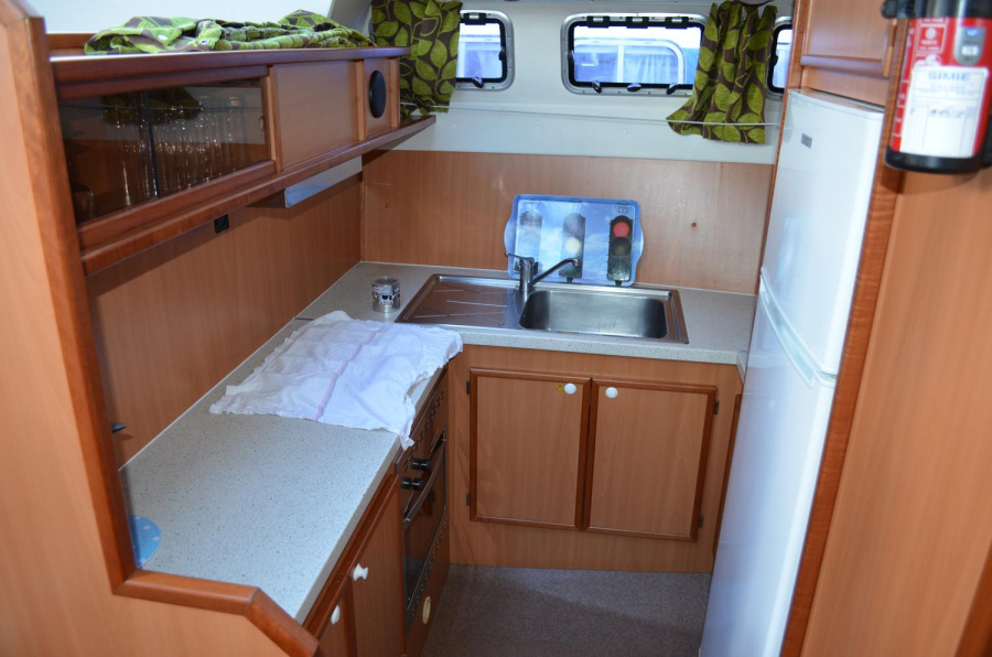 Photo #8 - ClassicTarpon 42 (824) in Languimberg - 505