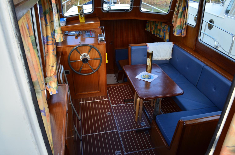 Photo #6 - ClassicLinssen Vlet 1030 (943) in Pontailler sur Saône - 521