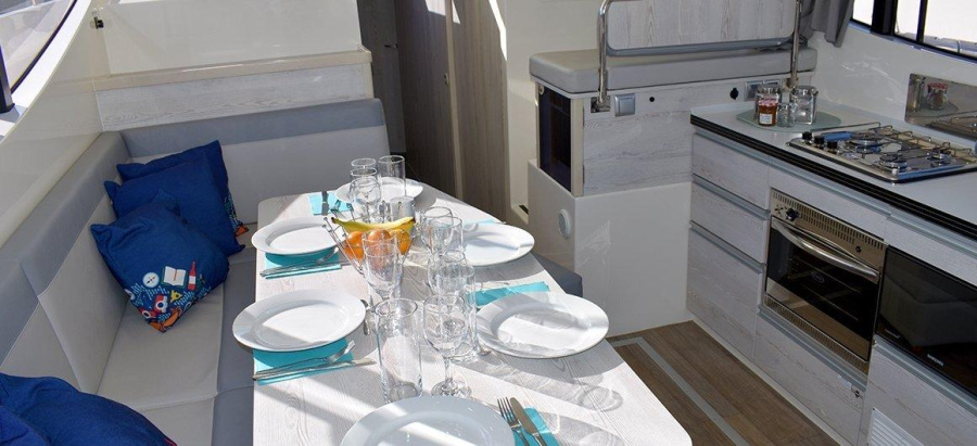 Photo #5 - PremierHorizon 4 PLUS (49) in Port Cassafieres - 1744