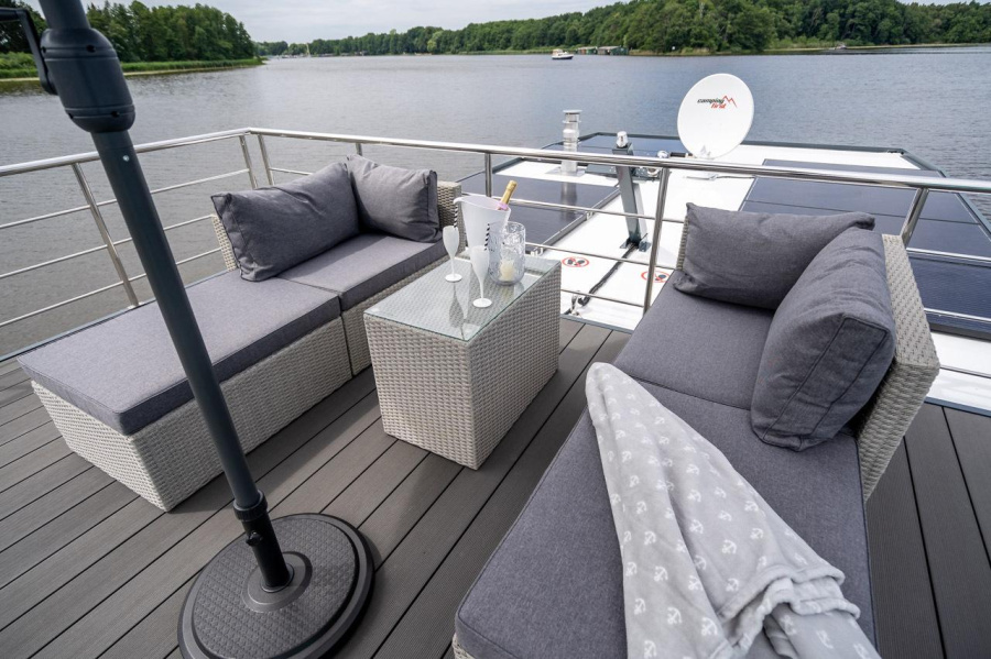 Photo #20 - Waterbus S.C.Independent (H+M Lounge) en Buchholz - 1774