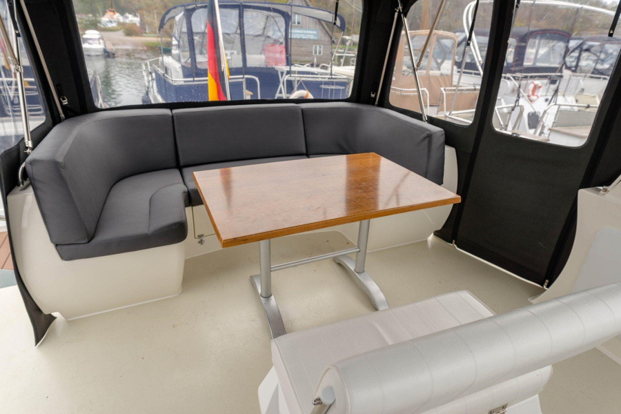 Photo #10 - Jetten41 Business Edition 2018 (Iva 1) en Waren - 1788