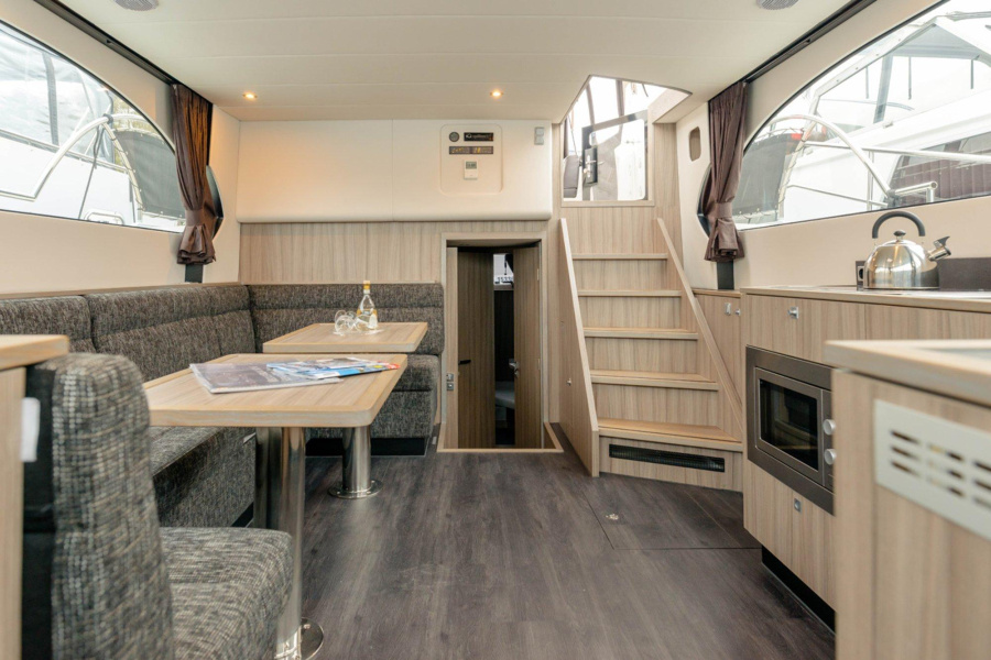 Photo #13 - Jetten41 Business Edition 2018 (Iva 1) en Waren - 1788