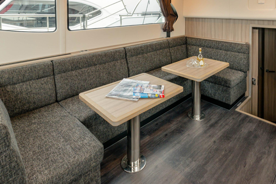 Photo #14 - Jetten41 Business Edition 2018 (Iva 1) en Waren - 1788