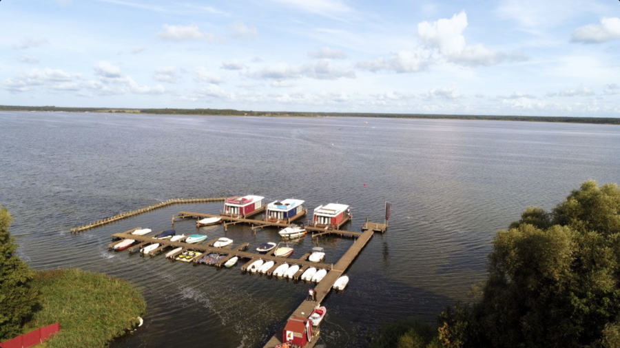 Photo #22 - 1Floating 44 Schwimmferienhaus (MeinFERIENBOOT 1 (fest liegend)) in Fleesensee - 1832