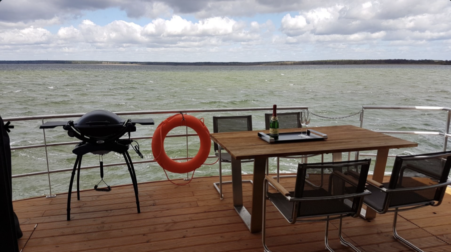 Photo #13 - 1Floating 44 Schwimmferienhaus (MeinFERIENBOOT 3 (fest liegend)) in Fleesensee - 1833