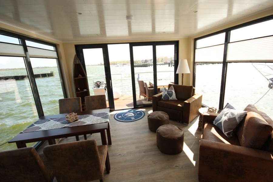 Photo #6 - 1Floating 30 Schwimmferienhaus (MeinFERIENBOOT 2 (fest liegend)) in Ribnitz - 1855