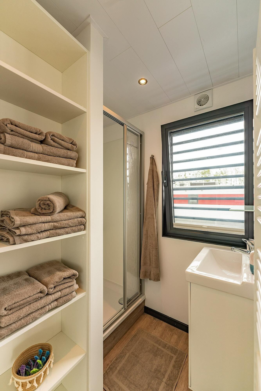 Photo #13 - FLOATING44 (Hausboot Topas) in Zehdenick - 1859