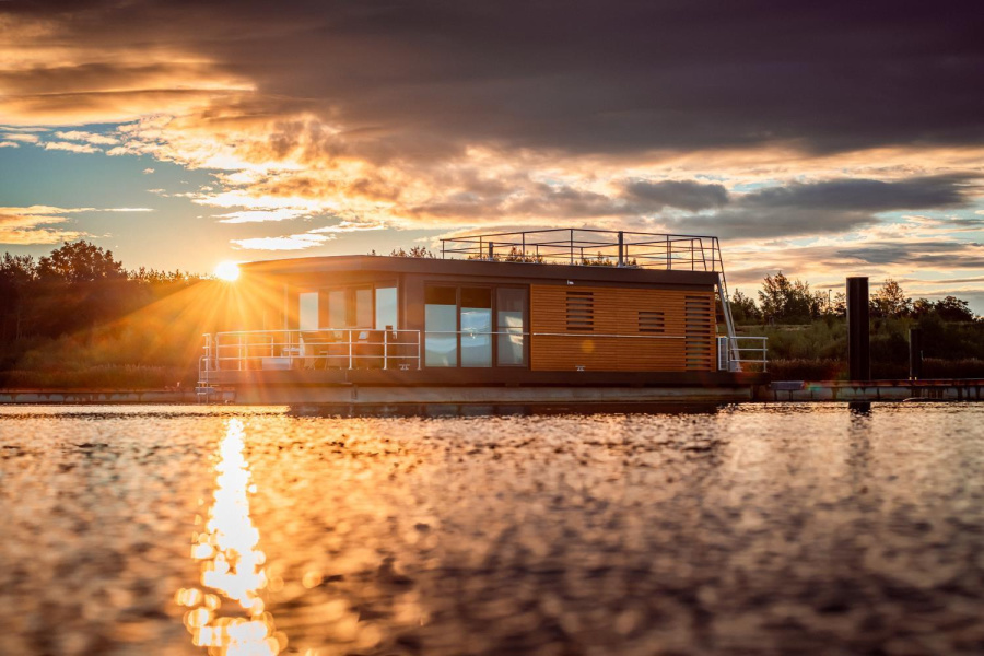 Photo #23 - FLOATING44-2 (Hausboot Skyline) in Boxberg - 1868