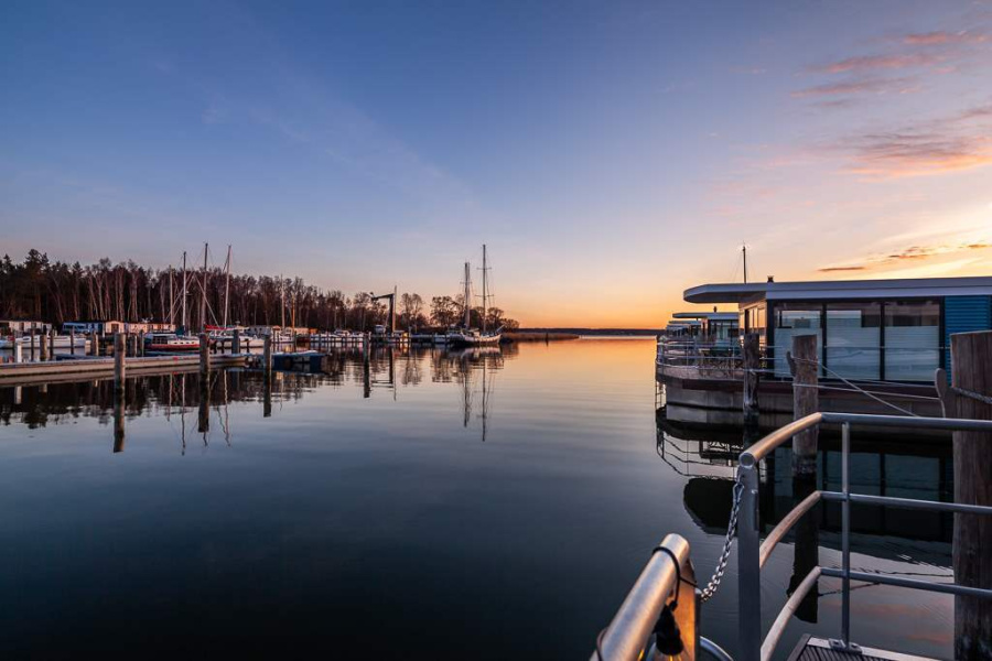 Photo #7 - FLOATING44 (Hausboot Chalet am Meer - LP8) in Peenemunde - 1889