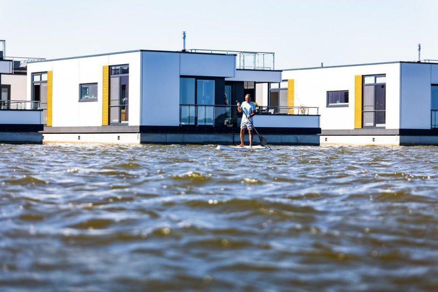 Photo #13 - FLOATING85-2 (Hausboot Meerkraft) in Ribnitz - 1898
