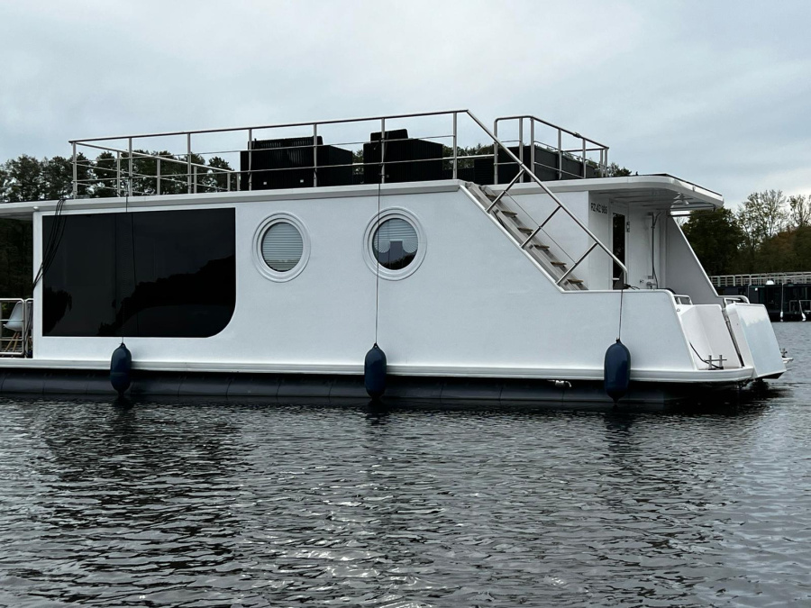 Photo #29 - UAB Houseboat LTTrimaran Houseboat 4300 (Seensucht) en Buchholz - 1935