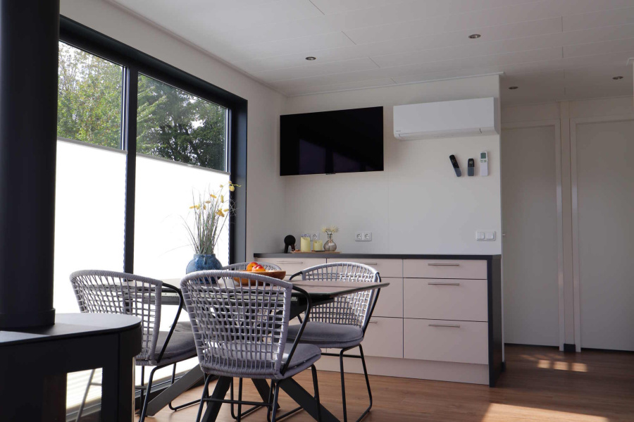 Photo #5 - FLOATING44 (Hausboot CALIENE - LP9) in Hoxter - 2082
