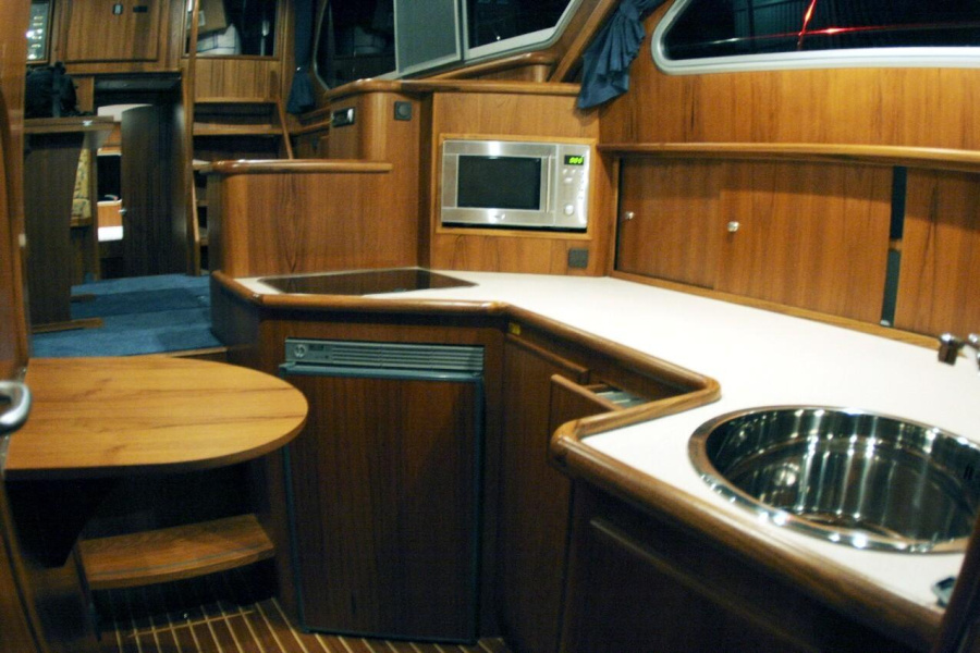 Photo #6 - FB-YachtcharterSucces 125 Ultra New Line (MY Lea-Sophia) en Malchow - 2147