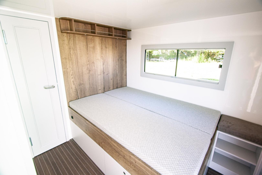Photo #6 - HausbootKOMFORT 11 (MALIBU) en Roblinsee - 2184