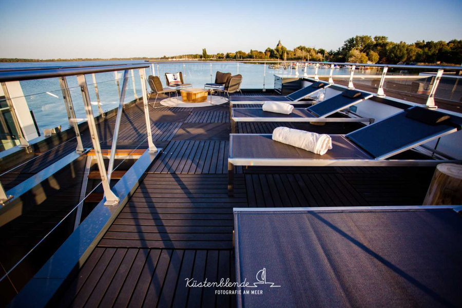 Photo #21 - FLOATING85-2 (Hausboot Boddenperle) en Ribnitz - 2207