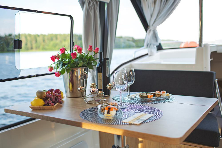 Photo #6 - HouseboatSunCamper35 (14) in Casier - 2319