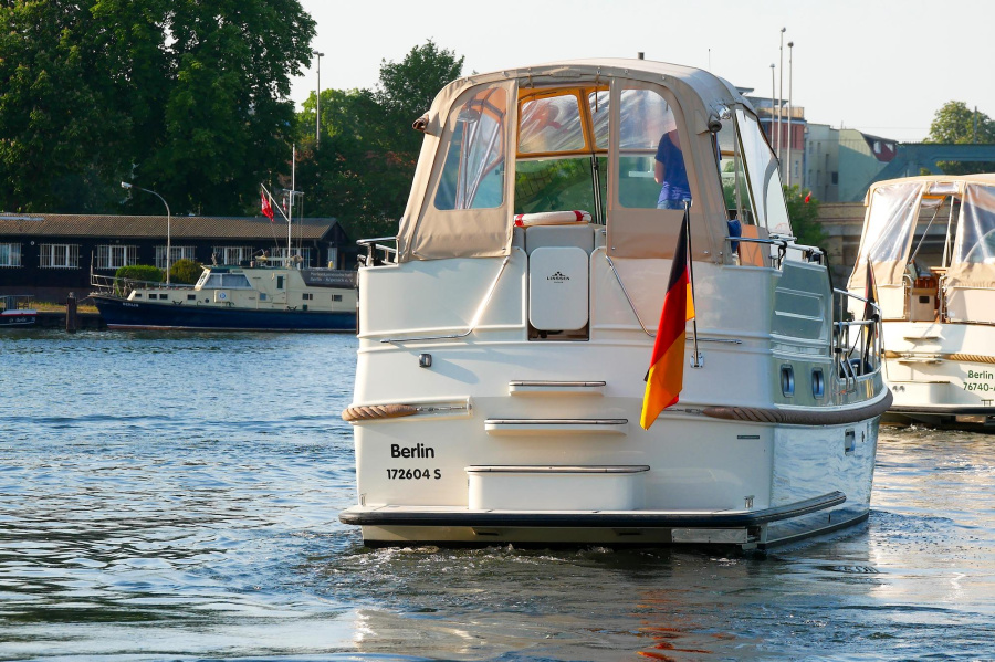 Photo #9 - FB-YachtcharterLinssen / Grand Sturdy 35.0 AC (MY Tethys) in Malchow - 2353
