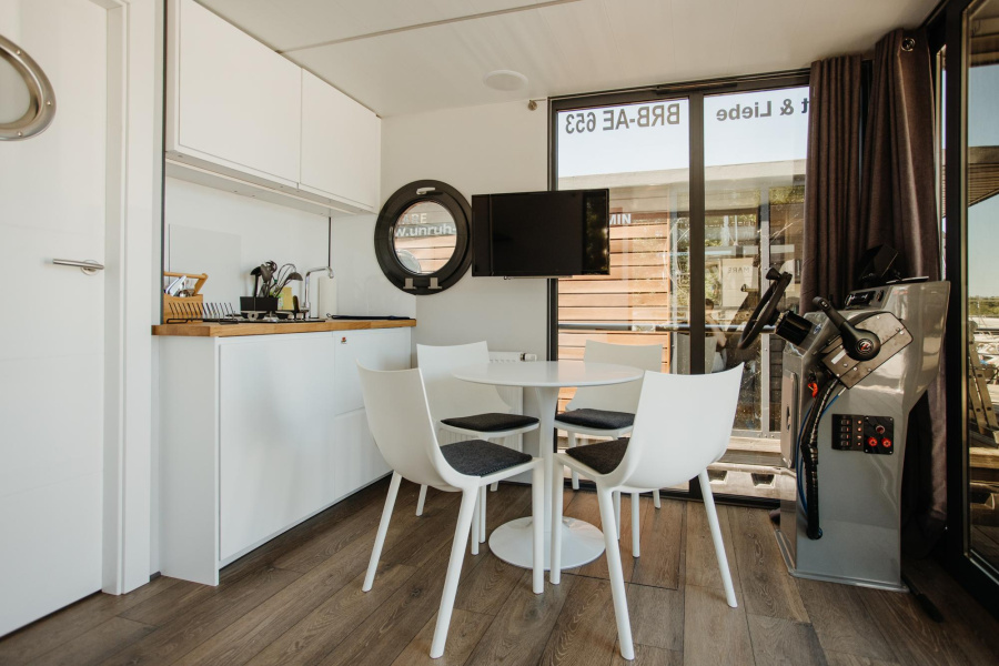 Photo #7 - MotoryachtenAppart M (Luft&Liebe) en Wildau - 2374