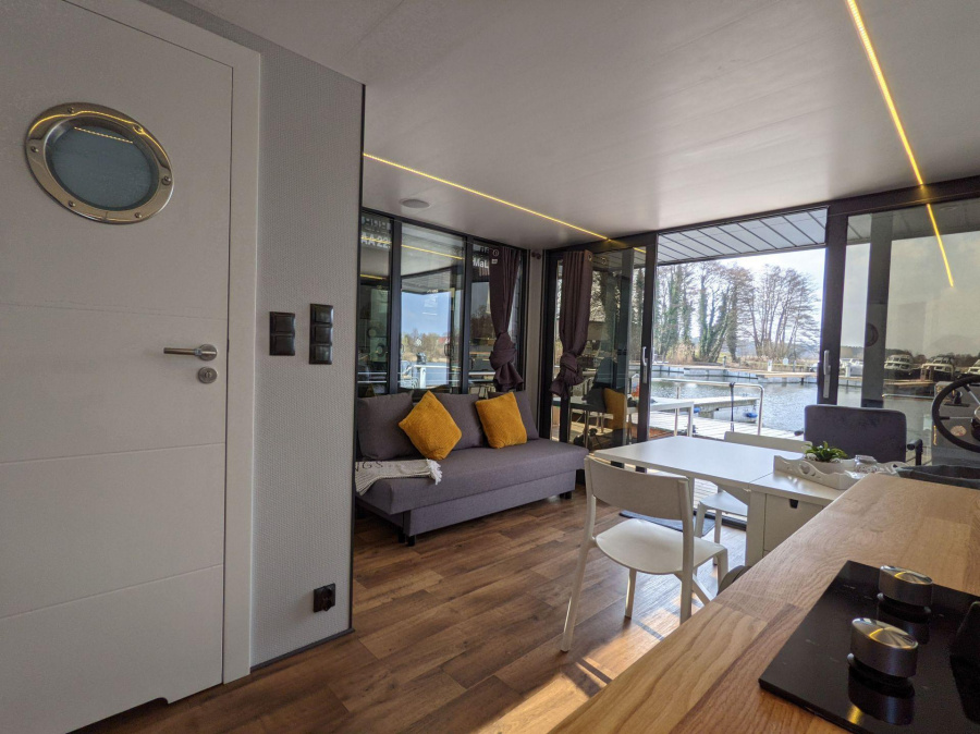 Photo #15 - LaMareLa Mare Apart (Hausboot LaMare Apartboat "Demmin" SUP inklusive) en Demmin - 2381