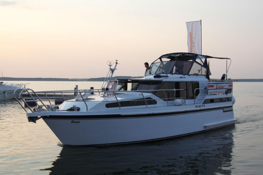 Photo #11 - MotoryachtenGruno 35 compact "Chanti" (Chanti) in Fleesensee - 2469