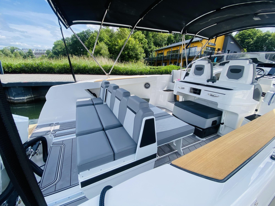 Photo #6 - KarnicKARNIC SL 800 (KARNIC SL 800 TC) in Fleesensee - 2471