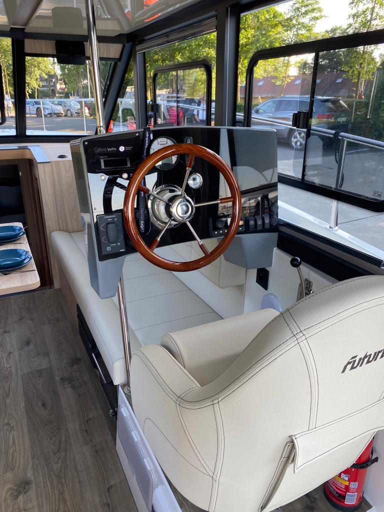 Photo #5 - MotoryachtenFUTURA 40 Grand Horizon XXL (Fleesenqueen two) (Fleesenqueen Two) in Fleesensee - 2472
