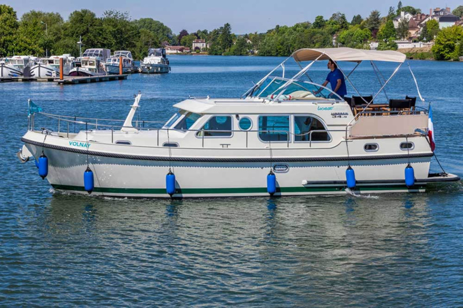 Photo #22 - Linssen349 GS (349GS (10)) en Saint-Leger-sur-Dheune - 2737