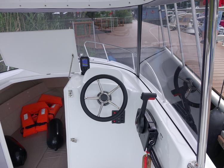 Photo #5 - DarekTexas 540 (11 Texas 540 Pilothouse) in Waren - 2794