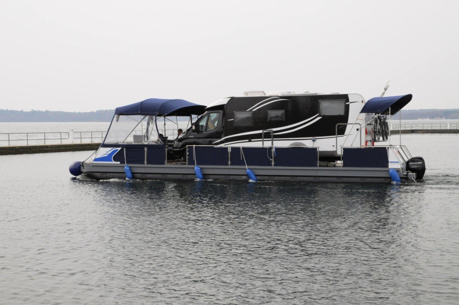 Photo #7 - TechnusTrimaran-Schwimmplattform (Wechsel-Wassercamper mit eigenem Fahrzeug (1)) en Jabel - 2795