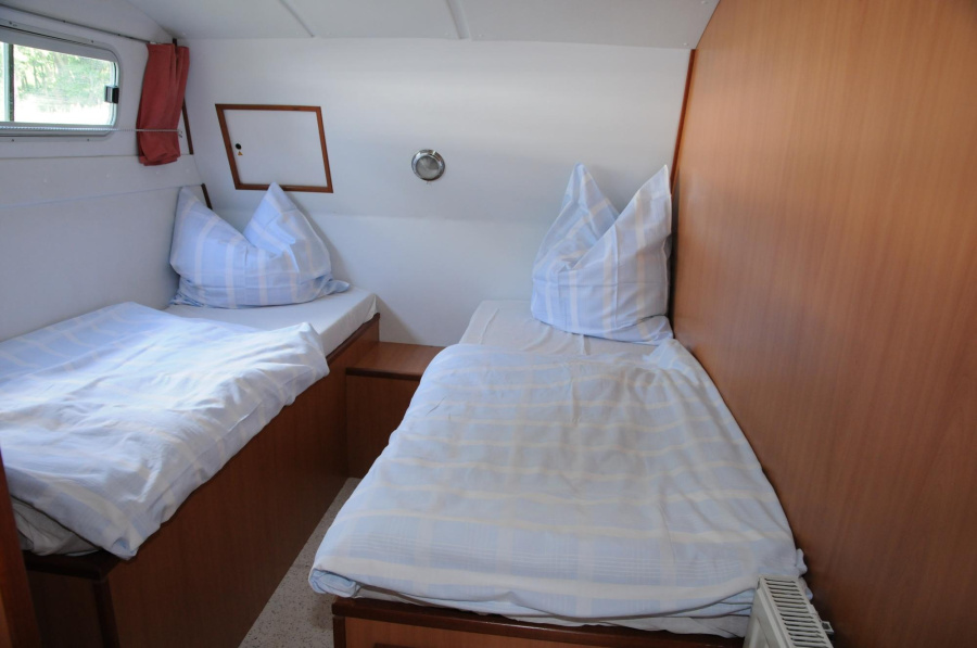 Photo #8 - Tarpon42 Trio Prestige (Ariadne) in Lubz - 2815