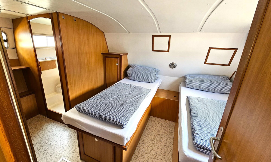 Photo #7 - Tarpon37 Duo Prestige (Gaia) in Lubz - 2820