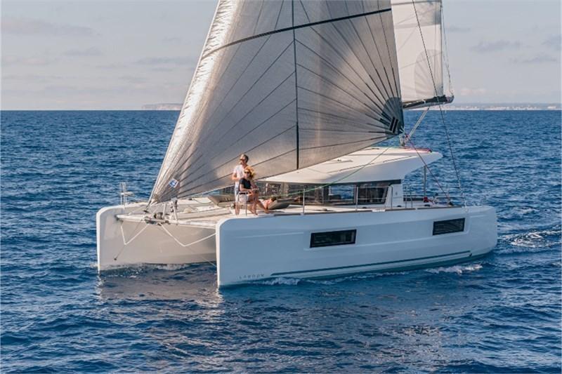 Photo #1 - Lagoon 40 (Sunshine) en Marina - 2976