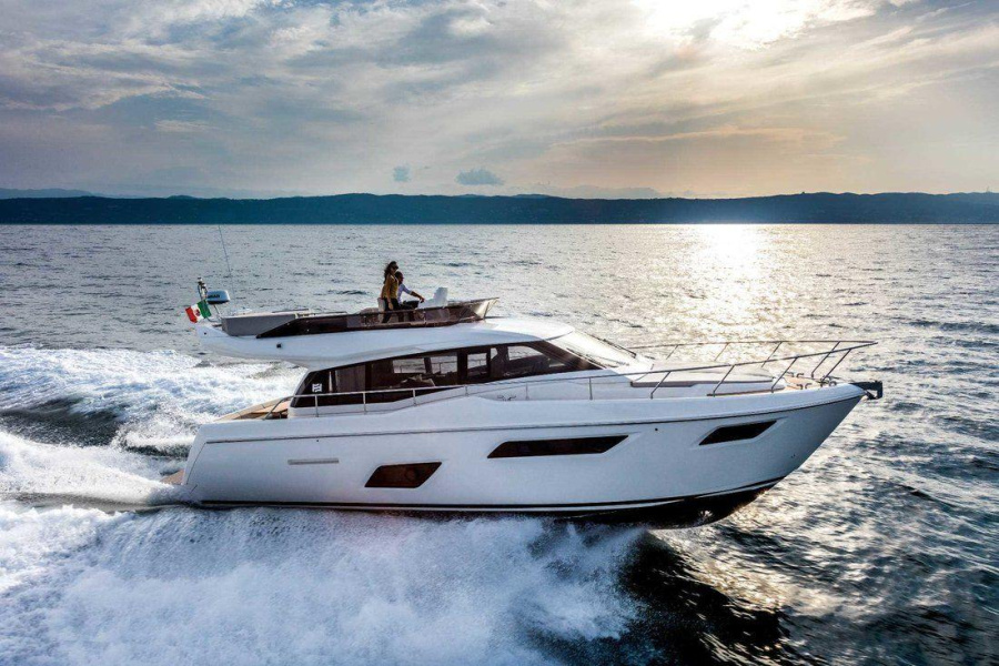 Photo #1 - Ferretti Yachts 450 (Lady Esmeralda) in Marina Lav - 3030