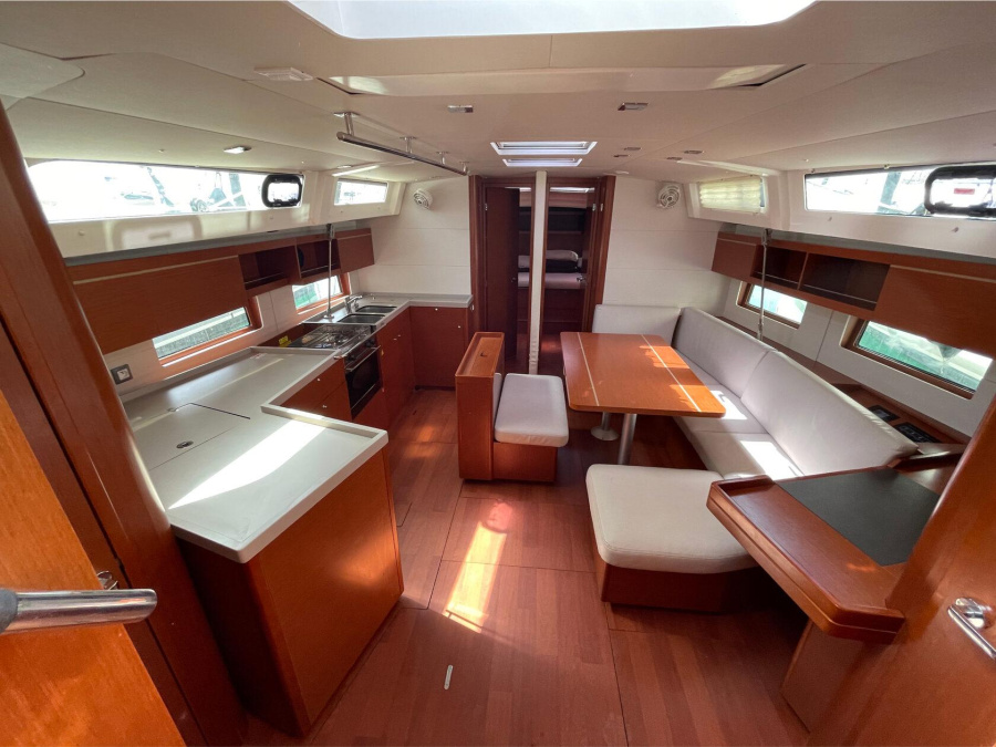 Premium sailing - 2