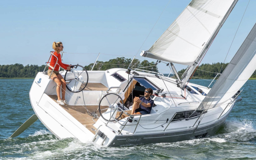 Photo #1 - Oceanis 30.1 (Amour) in Marina - 3155