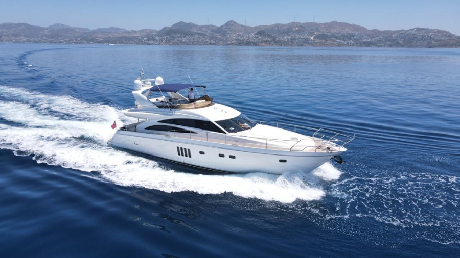 Motorboat D - 2