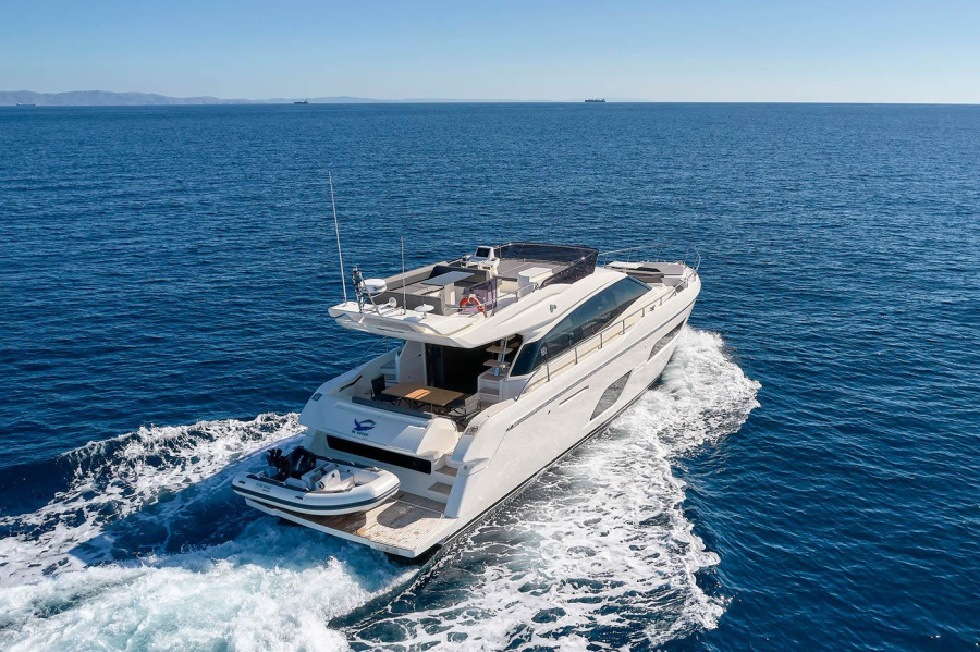 Photo #1 - Ferretti (El Petas) in Olympic marina - 3205