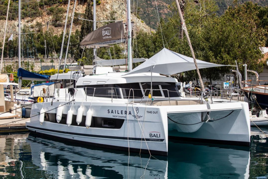 Photo #1 - Bali Catspace (Time Out) in Netsel Marina - 3352