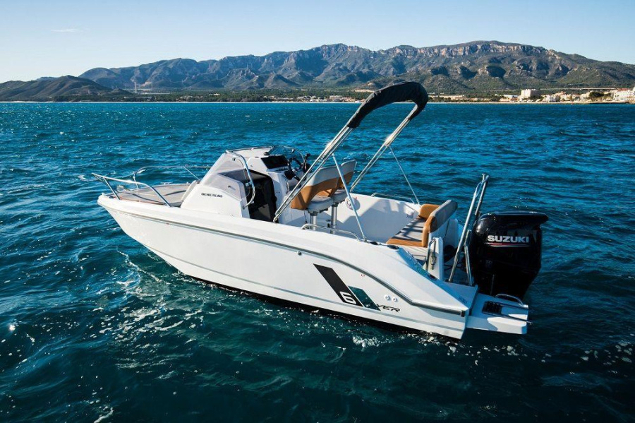 Photo #1 - BENETEAU FLYER 6 SUNDECK (Louaghju) in Port de l'Amirauté - 3517